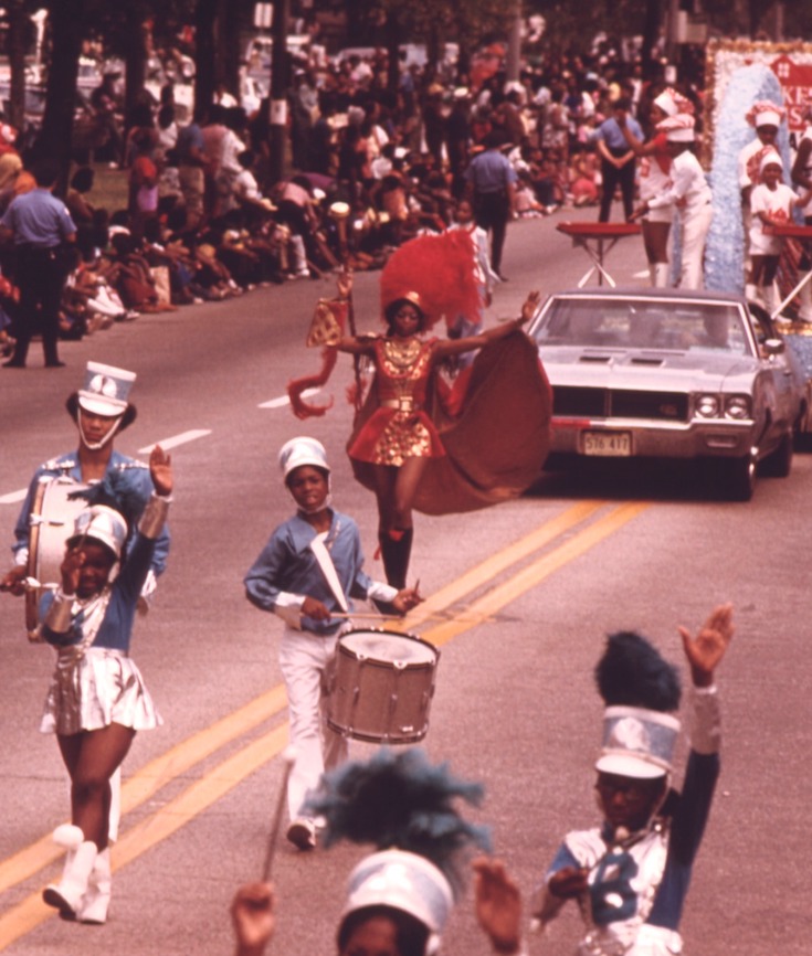 Bud Billiken Parade Saturday to be bigger, better than ever (1975) – Chicago Tribune