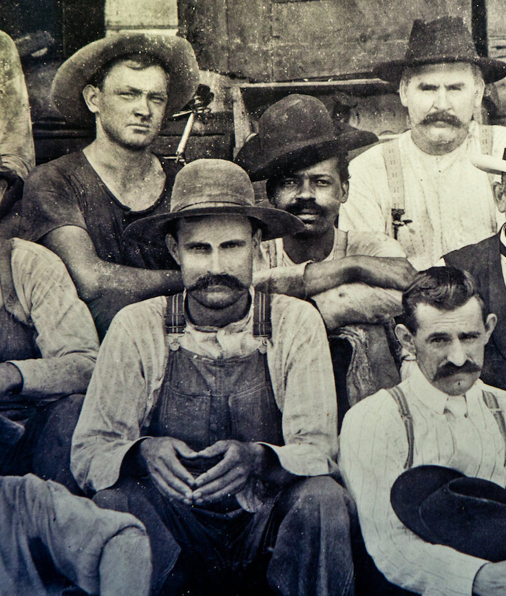Jack Daniel’s Embraces a Hidden Ingredient: Help From a Slave | The New York Times