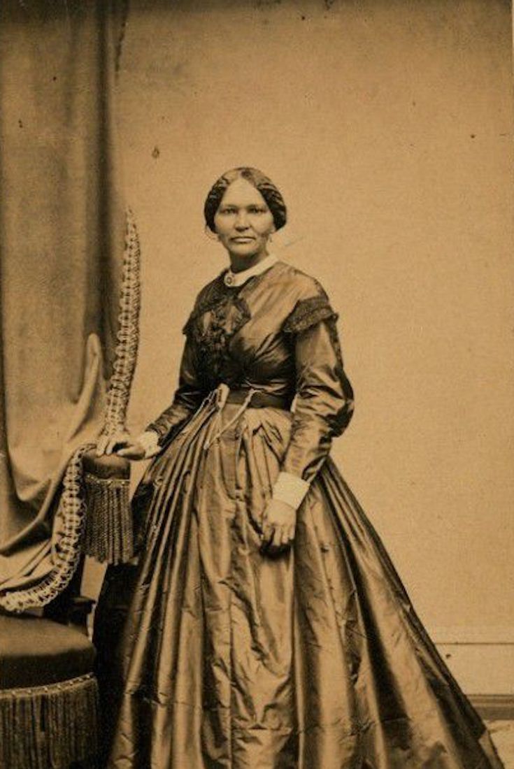Dressmaking Led Elizabeth Keckley From Slavery to the White House | Racked