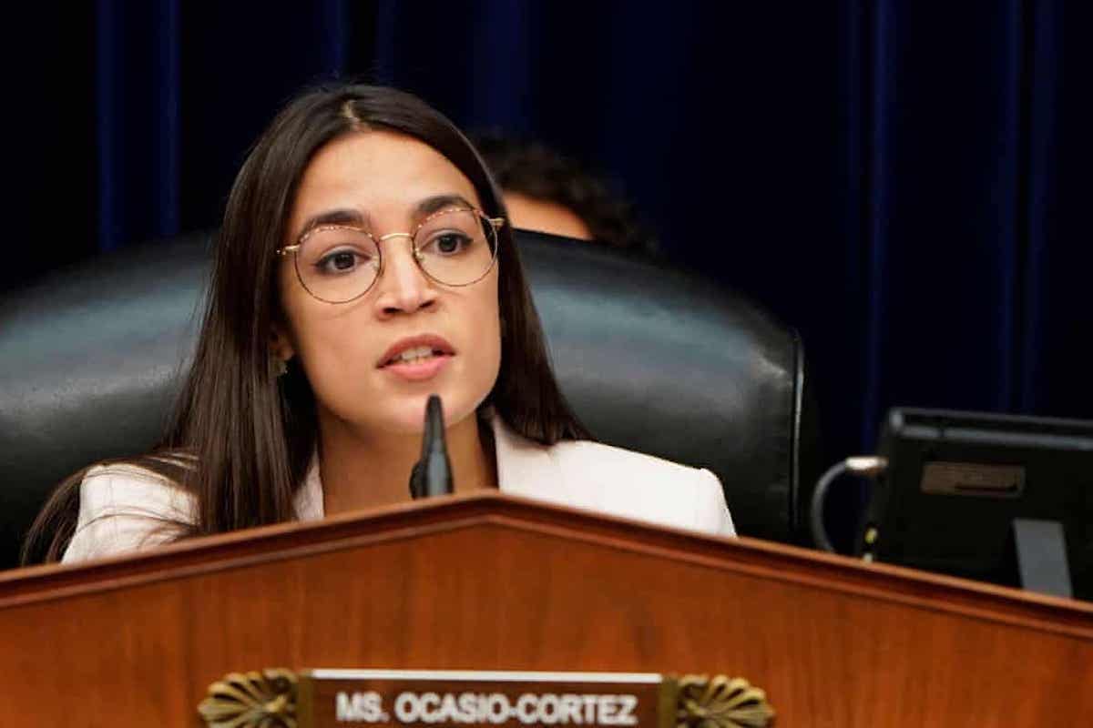 Alexandria Ocasio-Cortez says she’d be ‘hard pressed’ to back Biden in primary | The Guardian