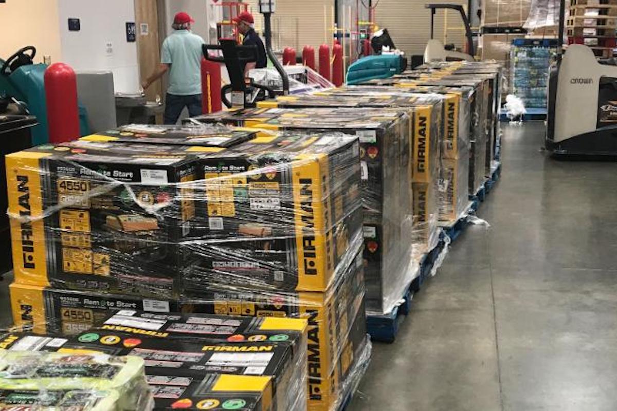 A man bought 100 generators to help the Bahamas. They’re being delivered by boat | CNN
