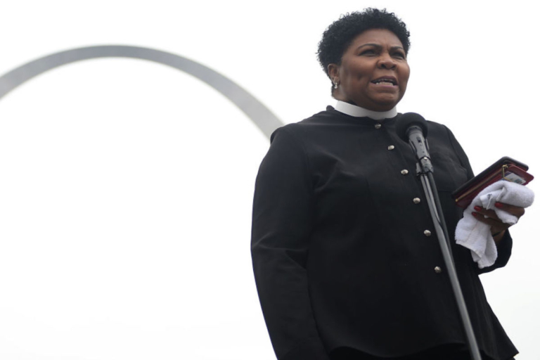 New exhibit chronicling iconic black women opens at Seattle museum | KOMO News