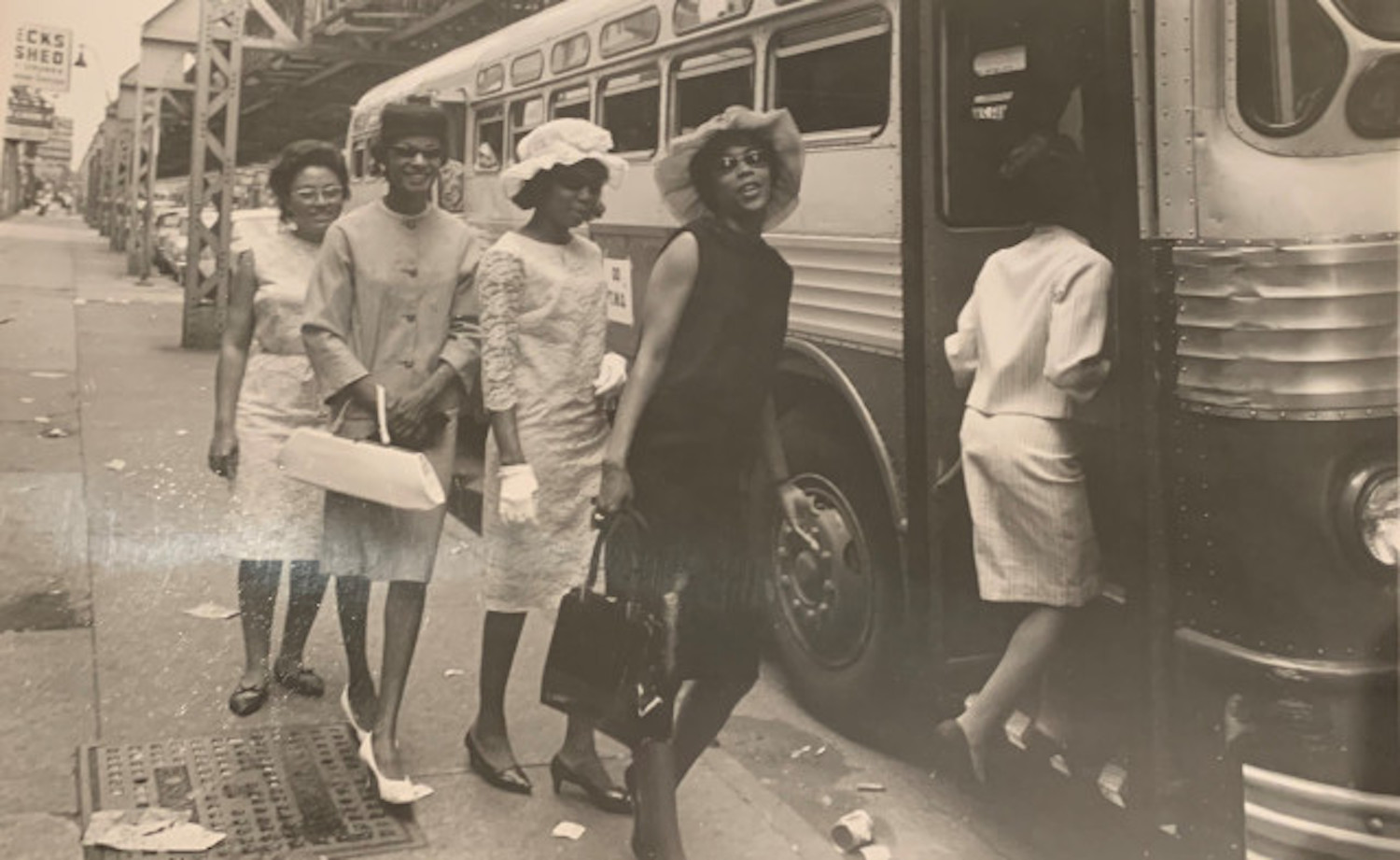 Photographs Help Preserve Chicago’s African American History | CBS Chicago