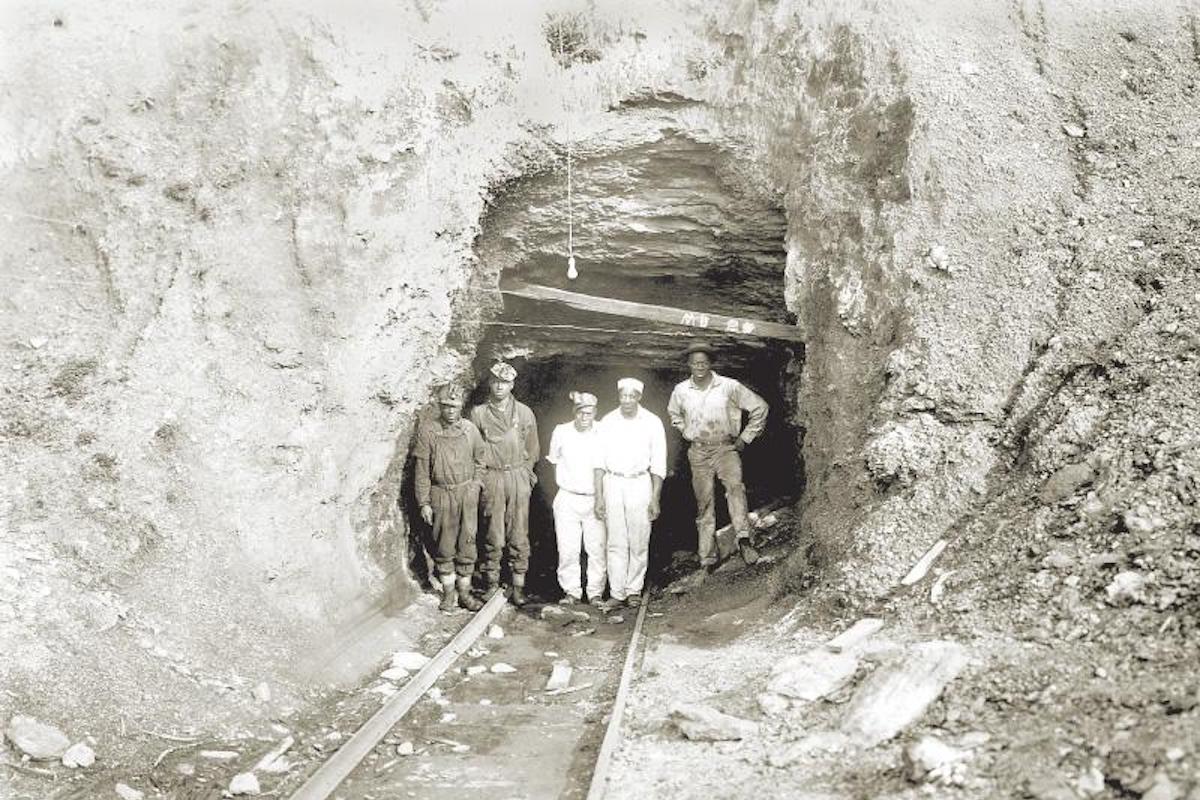 Alabama Mine Explosion Kills 128 Miners—Nearly All Black Men Forced To Work As Leased Convicts | Equal Justice Initiative