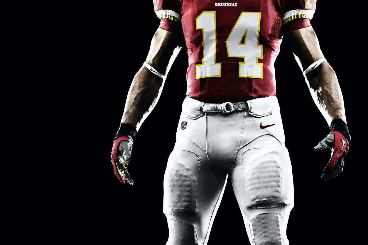 Nike Pulls Redskins Online Merchandise, Hours After FedEx Demands a Name Change | Newsweek