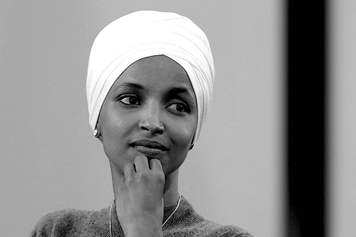Sean Hannity’s Tweet Calling Out Rep. Ilhan Omar’s Voter Registration Message Backfires | HuffPost